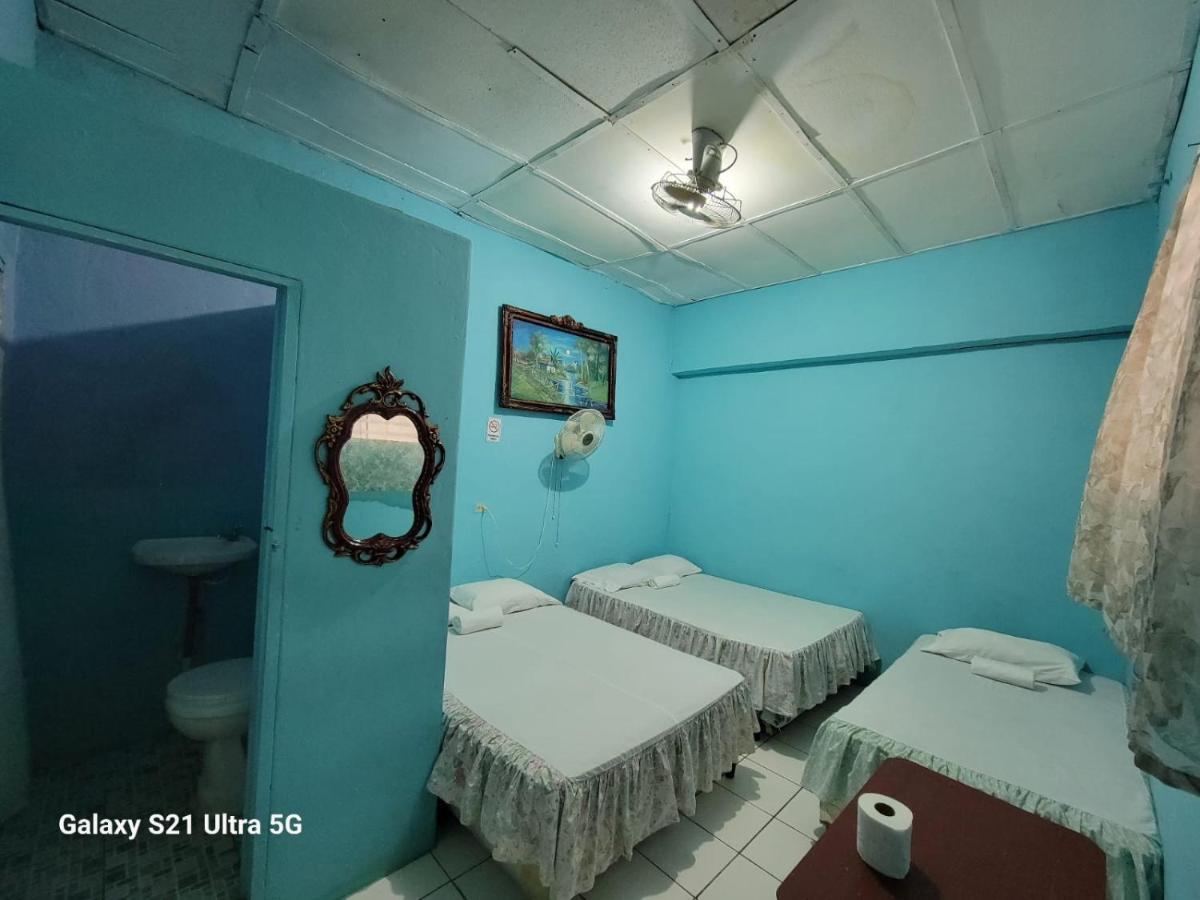 Hostel Rossy San Juan del Sur Exterior photo