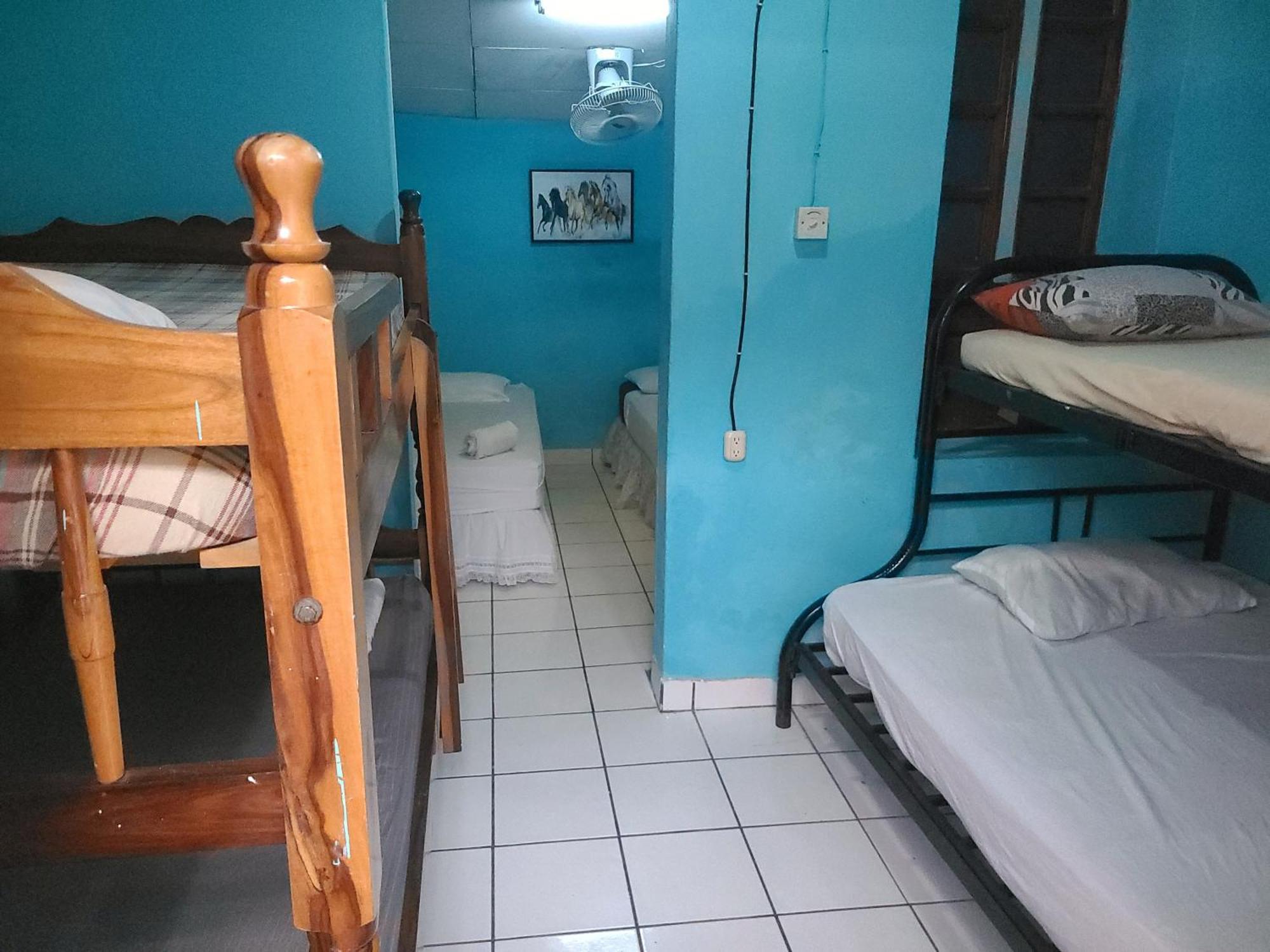 Hostel Rossy San Juan del Sur Exterior photo